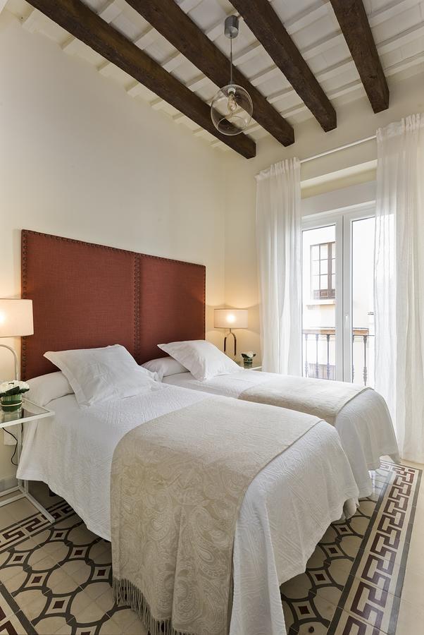 Genteel Home Galera Seville Exterior photo